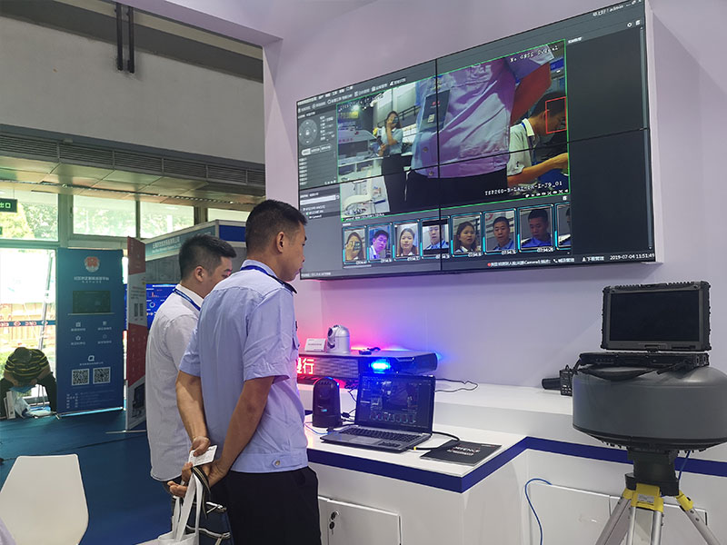 1563759212356260.jpg 灯.jpg