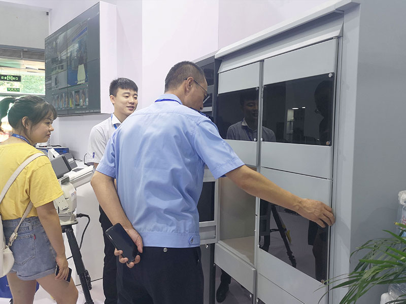 1563759219102570.jpg 智能柜.jpg